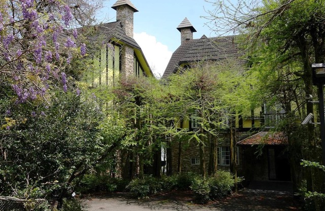 Provence Rose Lodge in Ching Jing