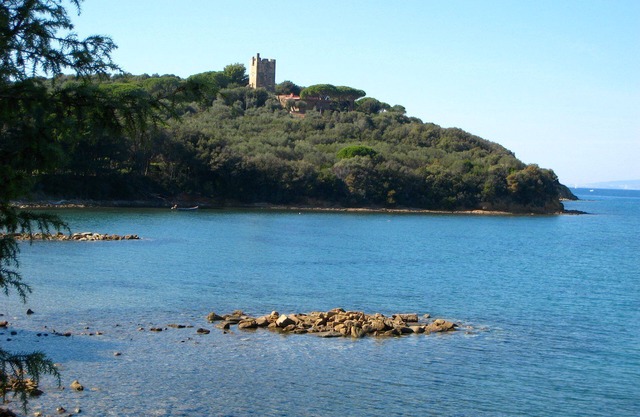 Punta Ala full house near the beach