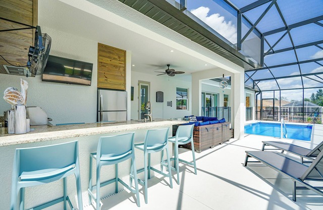 Punta Gorda Paradise: Pool & Outdoor Kitchen!