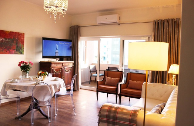 QUAD 3 Apartment with Balcony, Air Conditioned, Garage, City view, 24/7 security