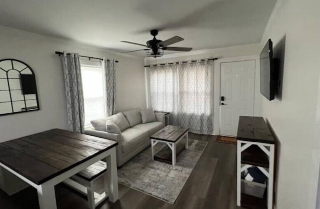 Quaint 2-bedroom perfect for a family or friends.