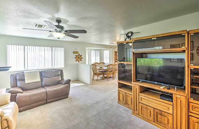 Quaint Bullhead City Getaway ~ 2 Mi to River!