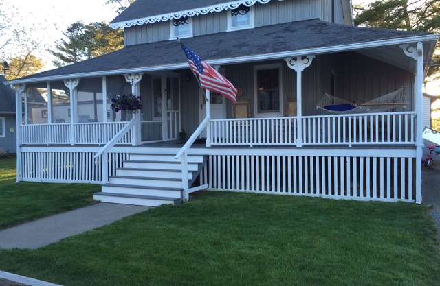 Quaint Cottage Just Steps From The Beach And The Saco River