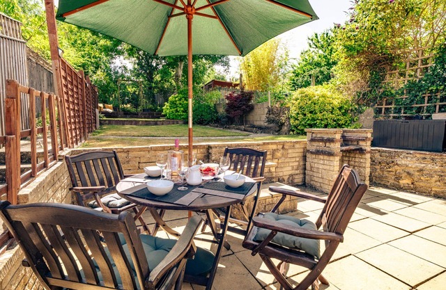Quaint dog-friendly Cotswold cottage in Chipping Norton - Tukes Cottage