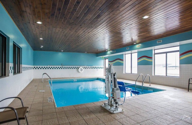 Quality Inn Peru near Starved Rock State Park