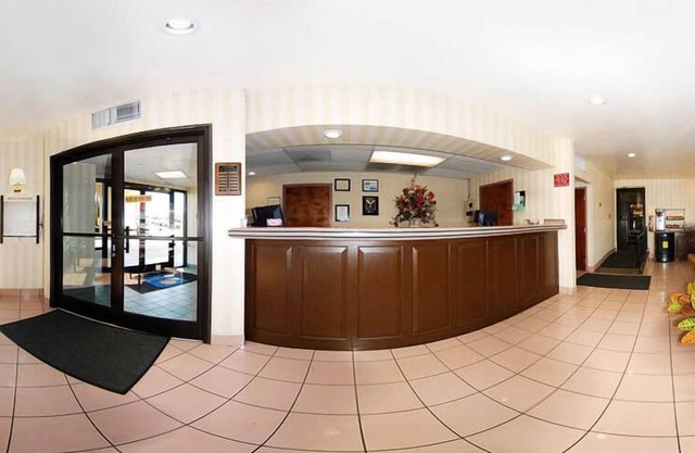 Quality Inn & Suites Orangeburg