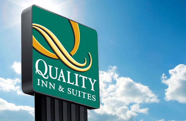 Quality Inn & Suites
