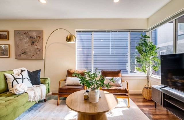 Queen's Nook by Stay in Nest - Parking/Walks to DT