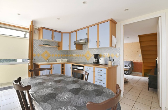 Quiet 2-bedroom house
