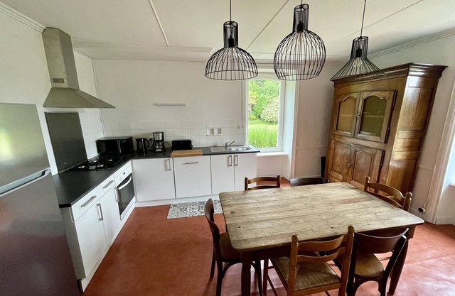 Quiet country house 10 minutes from the beach