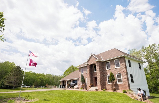 Quiet countryside escape! Nature, relaxation, adventure abound.