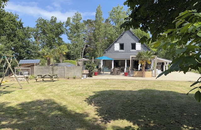 Quiet house with private pool unique view on the verdelet