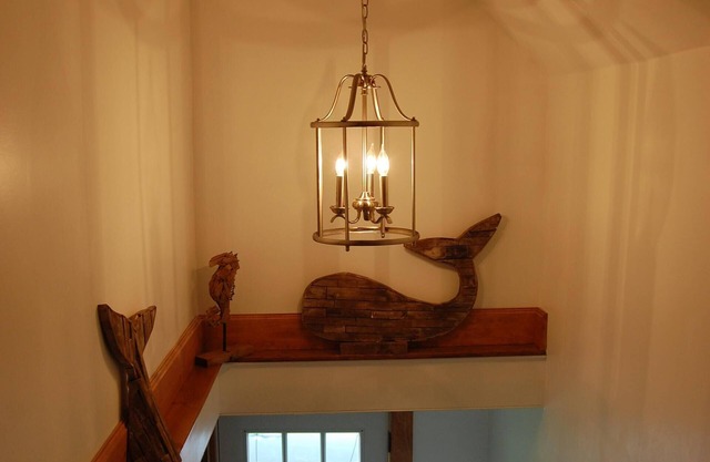 Quiet quaint cape house nestled between two coves