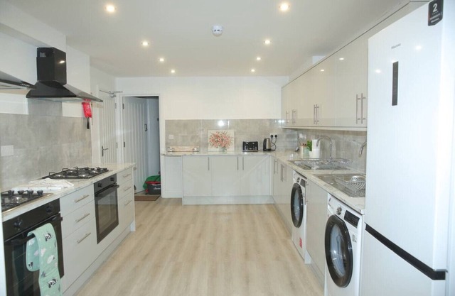 Quiet Retreat Near Luton Airport (4 mins drive)