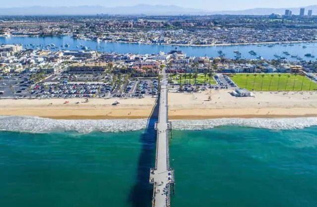 Quiet Spacious Family Home | Streaming, Games, BBQ