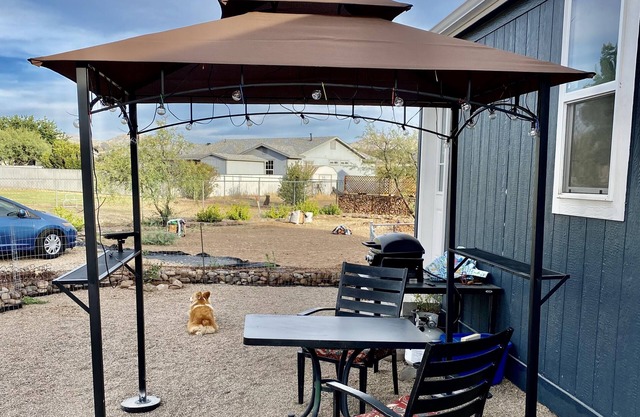 Quiet, spacious Master Bdrm, private bath, private entrance, in Verde Valley AZ