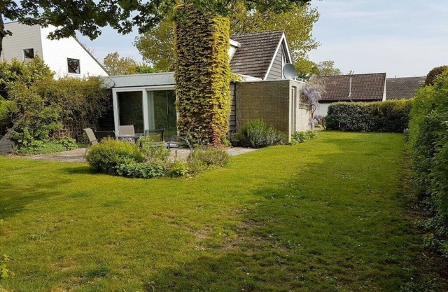 Quietly located holiday home in Zeeland