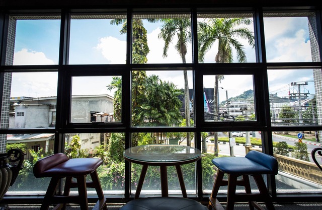 Quip Bed & Breakfast Phuket Hotel