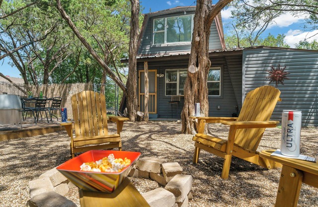 Quirky 2BR A-Frame near Lake Granbury