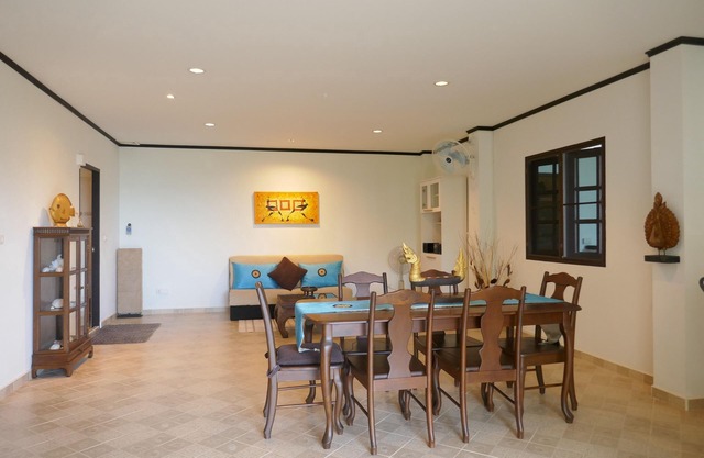 Quite Sea view Apartment in Villa Verde, exclusive with A/C.