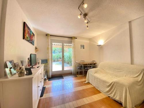 Résidence Camargue Village - T2 rez de jardin au Boucanet MAE-5441