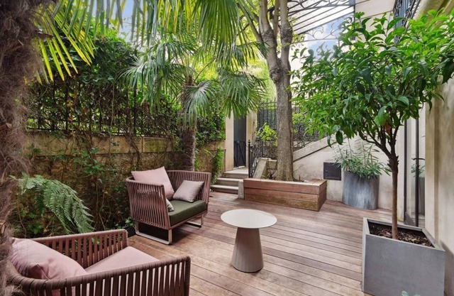 Résidence Impériale –A Majestic 420m² Jewel of Haute Parisian Living