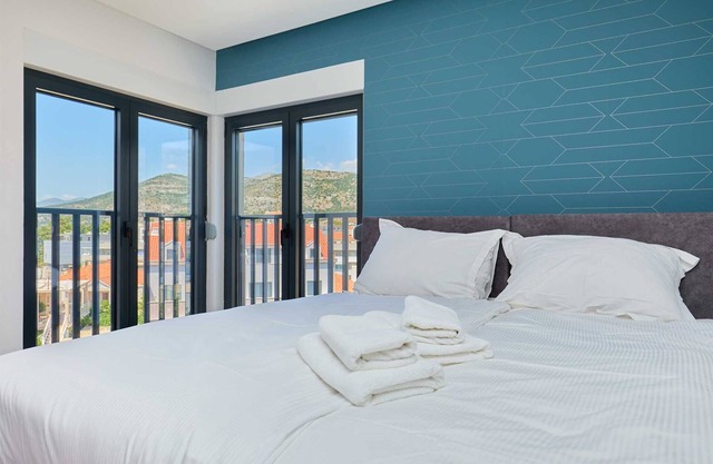 R3 Superior double or twin room 2+2pax DOMINIUM CITY SUITES