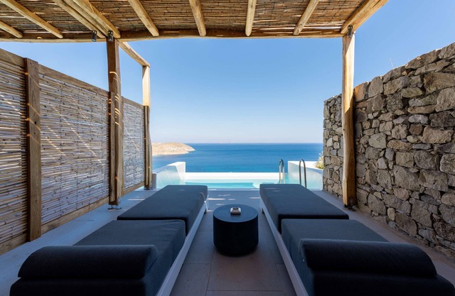 Radisson Blu Euphoria Resort, Mykonos