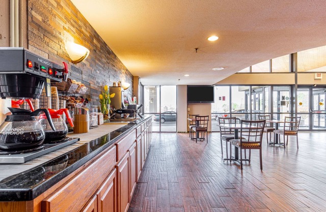 Ramada by Wyndham Columbus North