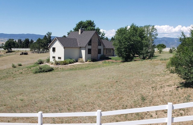 Rare country setting near Highlands Ranch, Littleton & Chatfield State Park