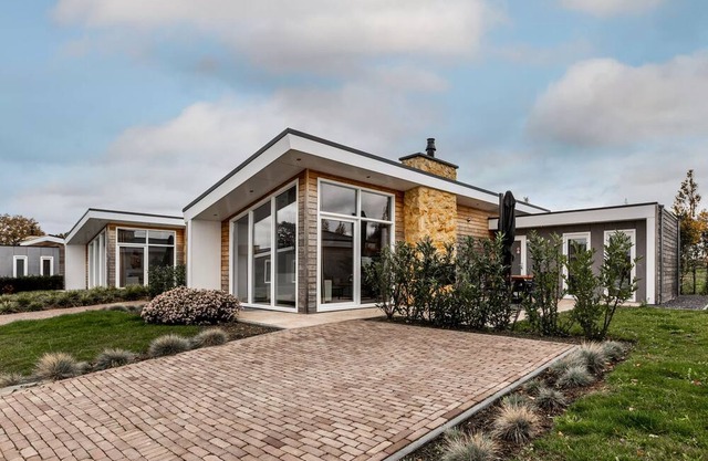 Ravenbosch - Fireplace