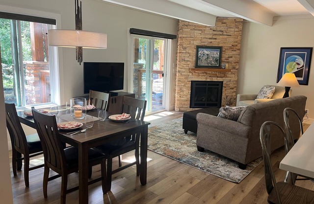 Recently Remodeled - Short Walk to Quick Silver Chair Lift