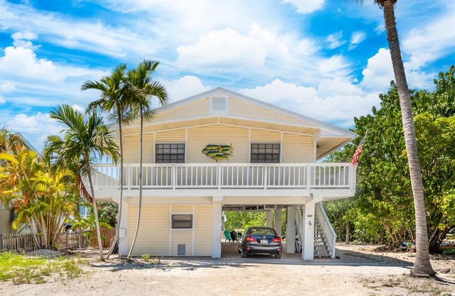 Red Grouper Getaway