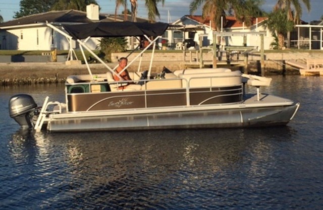 Reduced Fall/Winter rates. Book your get away now! FREE use of pontoon boat .