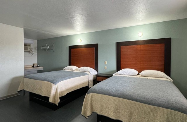 Regency Inn Bald Knob