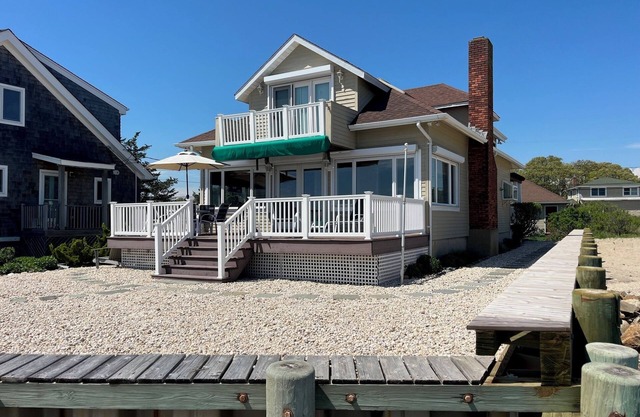 Relax and unwind at this 3-bedroom bayfront house in charming Mattituck.