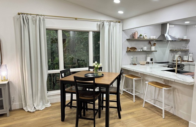 Relax at Lake Ouachita: Remodeled Condo at Mt Harbor Resort