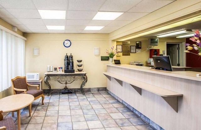 Relax Inn Saint Charles