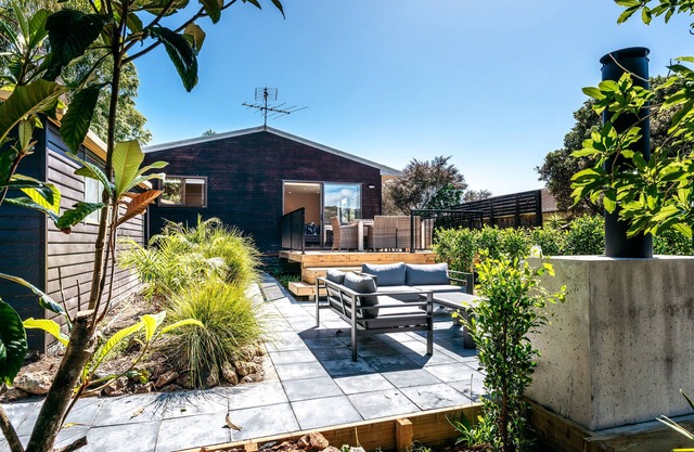 Relax on Ridge | 7 seater car included
