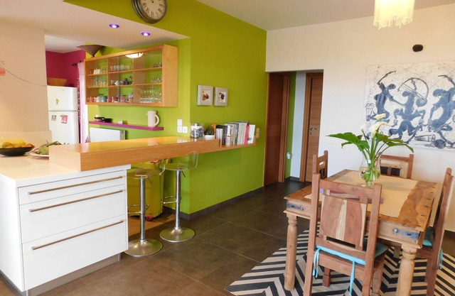 Relaxed vacations in an apartment near the sea