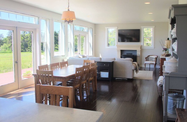 Relaxing Getaway | Custom Farm style House on Ebey Reserve, Ocean &Mountain View