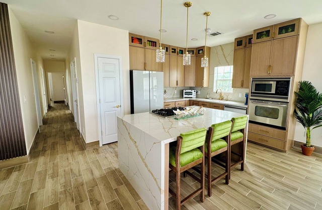 Relaxing Getaway & Outdoor Paradise - Entire Home in Key Largo