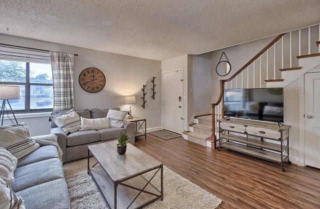 Relaxing Jackson Townhouse