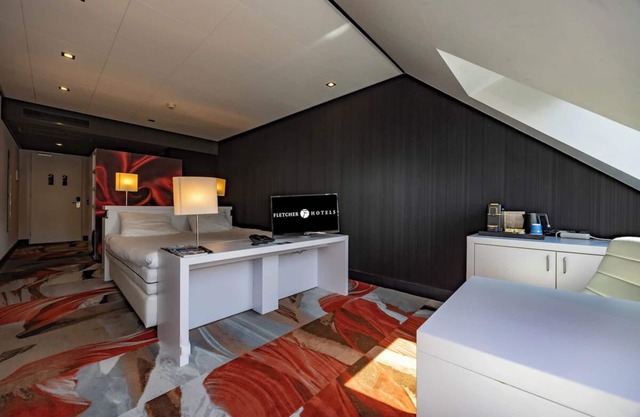 Relaxing Room Near Eindhoven City and Scenic Nature Walks