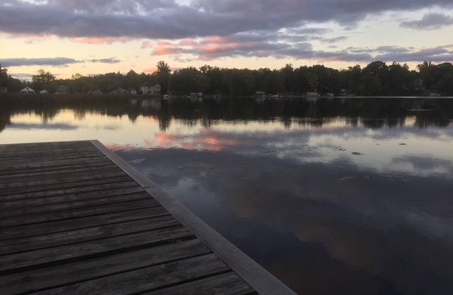 Relaxing Waterfront Home on Elm Island Great Fishing on Lake Tichigan/Fox River