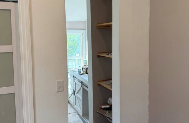 Remodeled Victorian 4 beds 2.5 baths