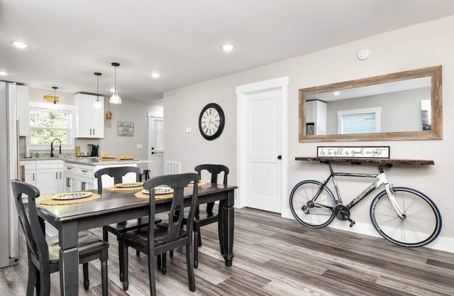 Renovated Downtown Greenville Urban Retreat