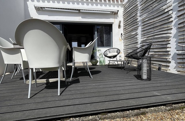 Renovated house, 150m from the beach
