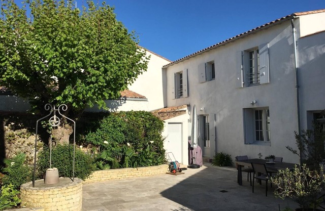 Renovated Rhetish house in the heart of the village