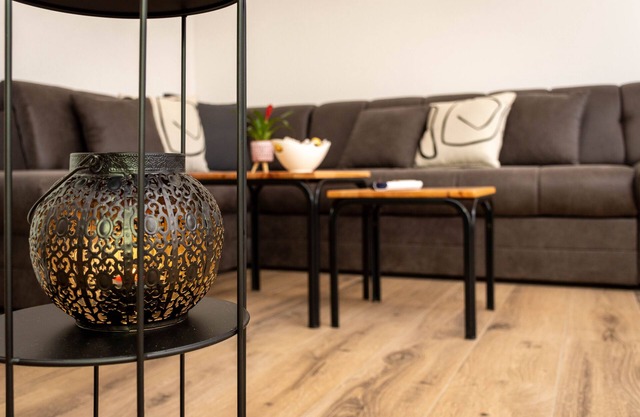 Renovated stone house, two bedrooms with private bathrooms. Big garden, parking.